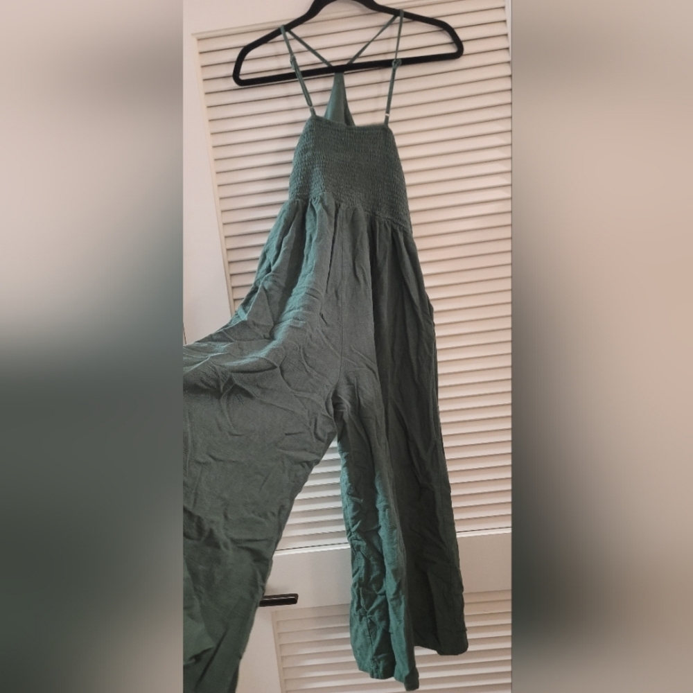 Green Adjustable Spaghetti Strap Sleeveless Jumpsuit With Pockets